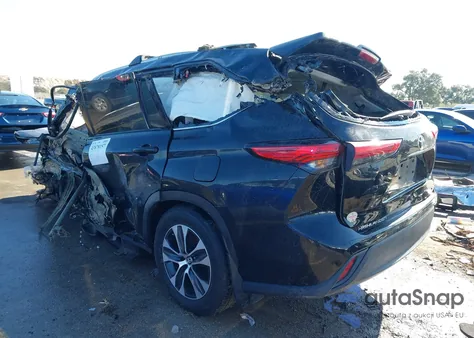 2022 Toyota Highlander Xle from USA, damaged, VIN 5TDGZRAHXNS554423